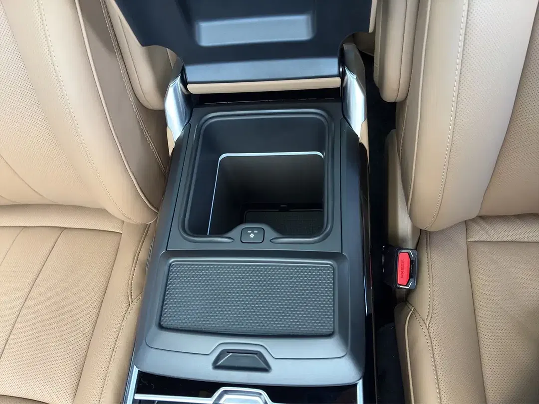Land Rover Range Rover P550e PHEV Hybrid Autobiography - Thumbnail 12