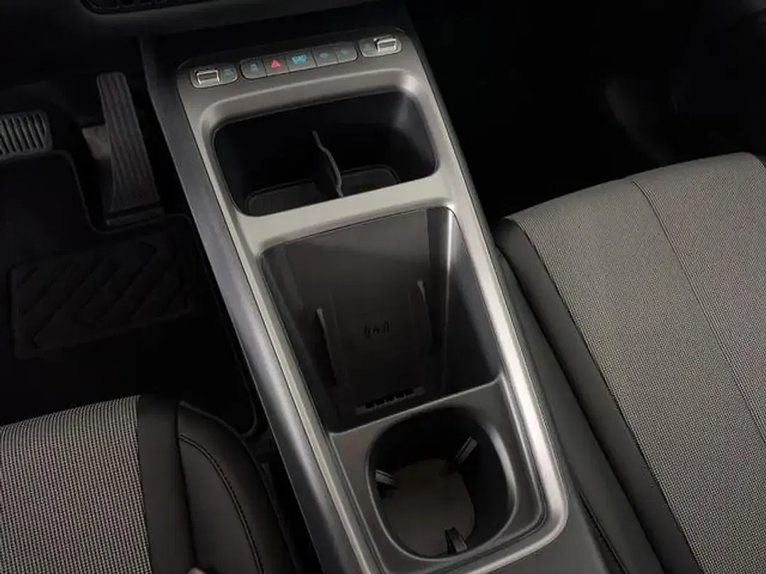 BYD Dolphin G DM-i Comfort - Thumbnail 14