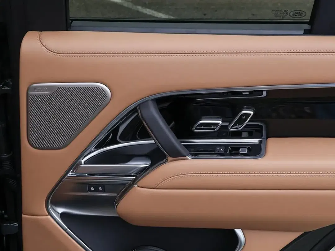Land Rover Range Rover P530 Autobiography - Thumbnail 14
