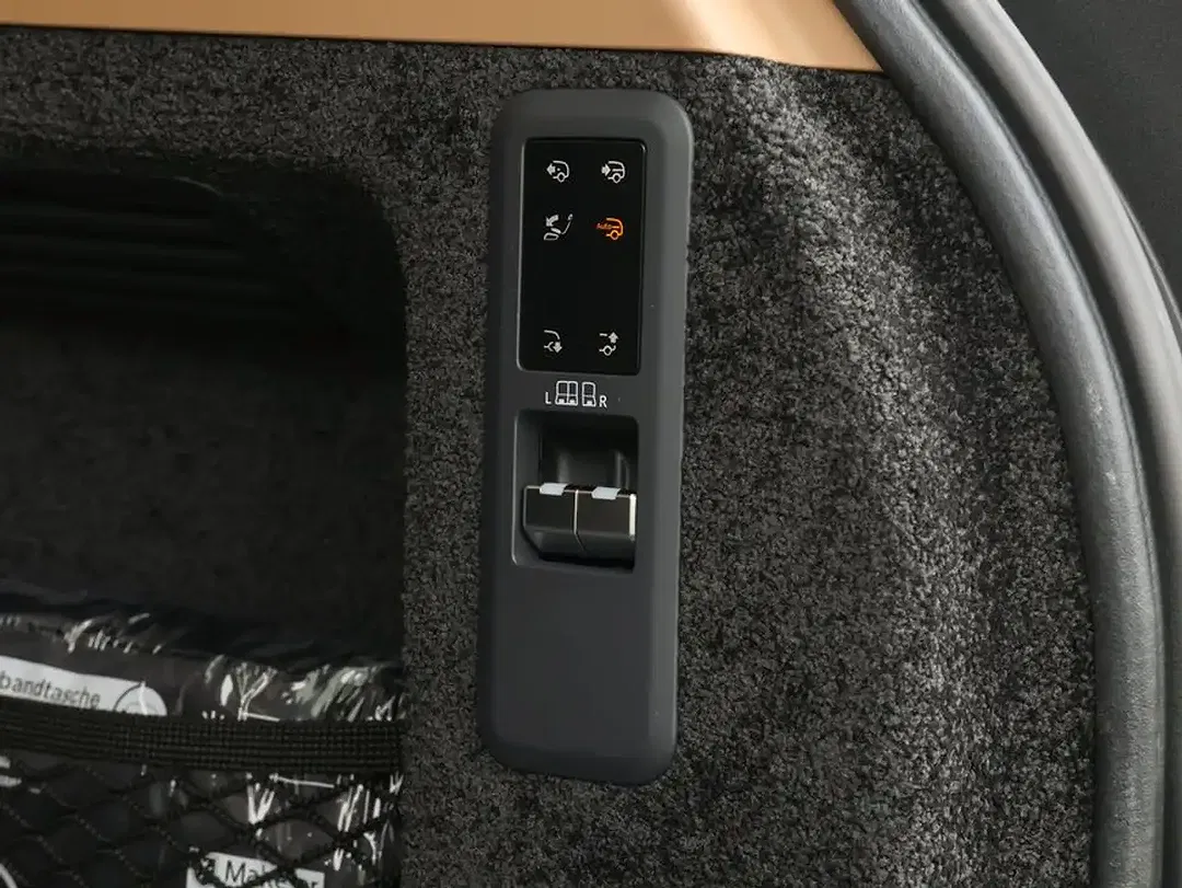 Land Rover Range Rover P530 Autobiography - Thumbnail 19