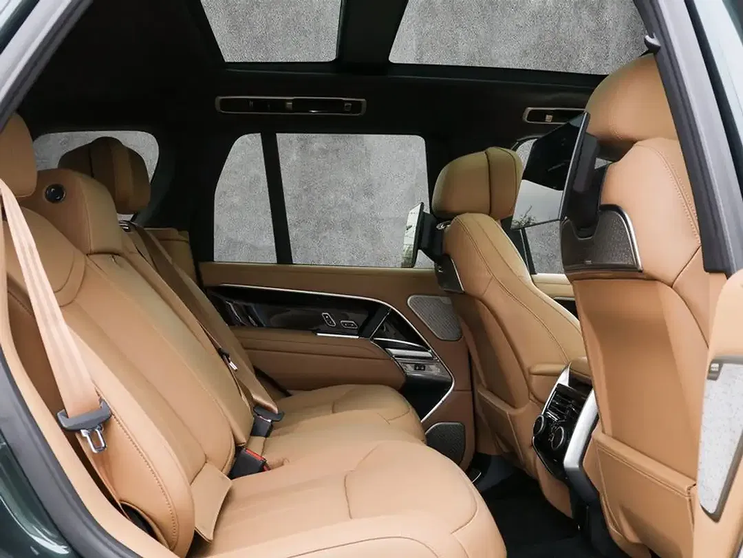 Land Rover Range Rover P530 Autobiography - Thumbnail 5