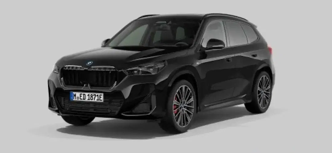 BMW iX1 M Sport Pro - Thumbnail 3