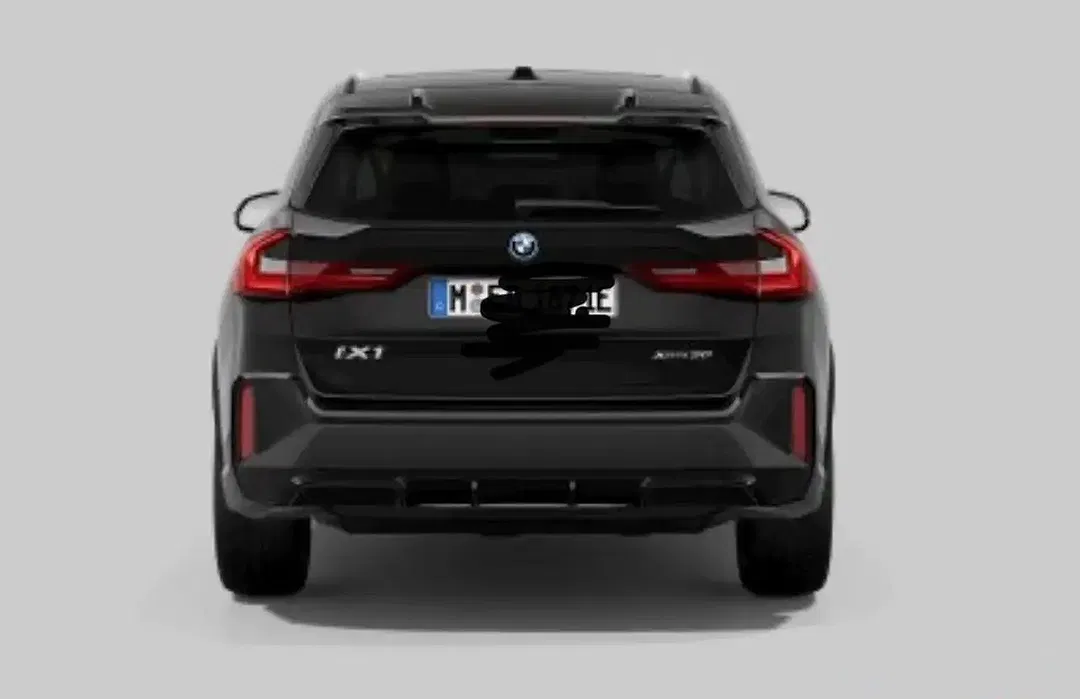 BMW iX1 M Sport Pro - Thumbnail 8