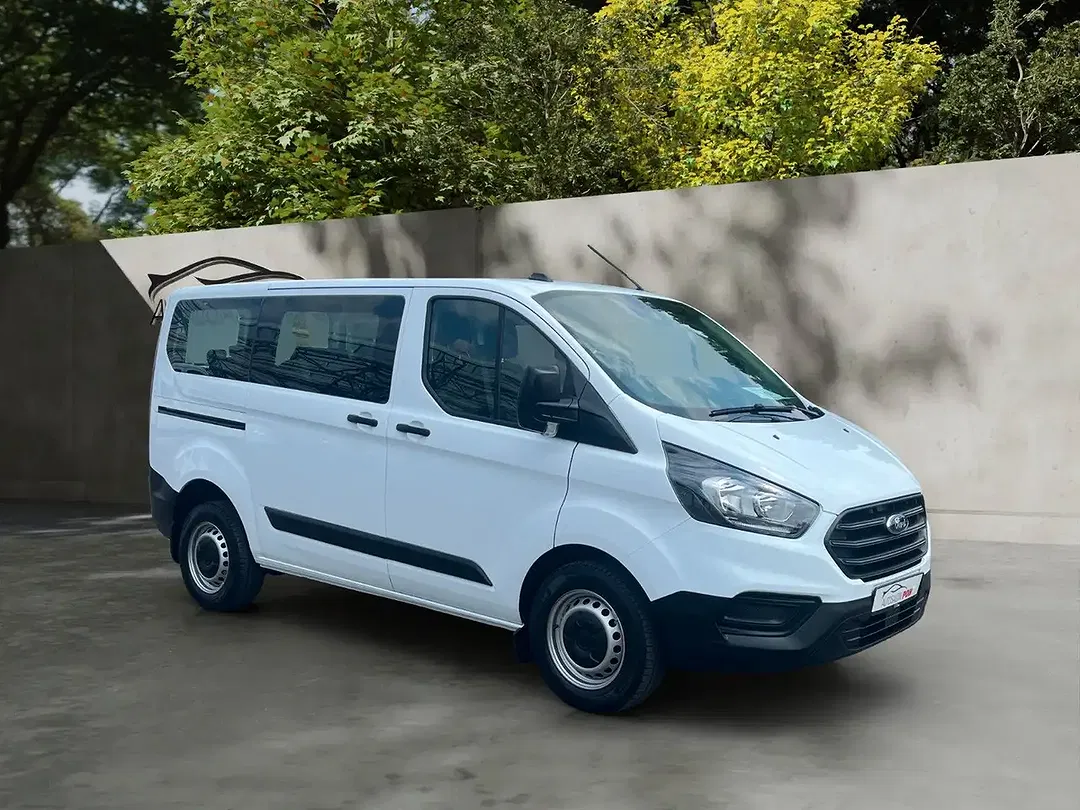 Ford Transit Custom - foto 1