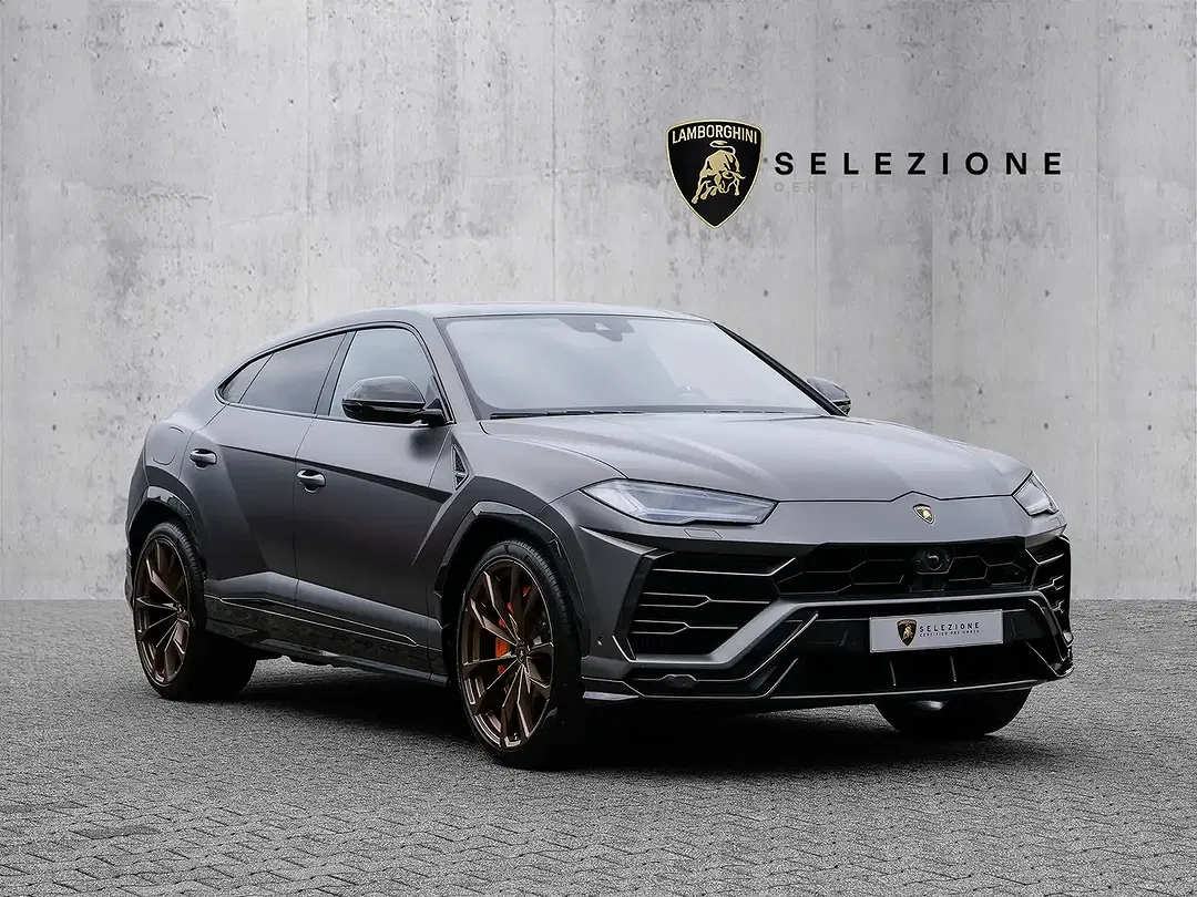 Lamborghini Urus - foto 1