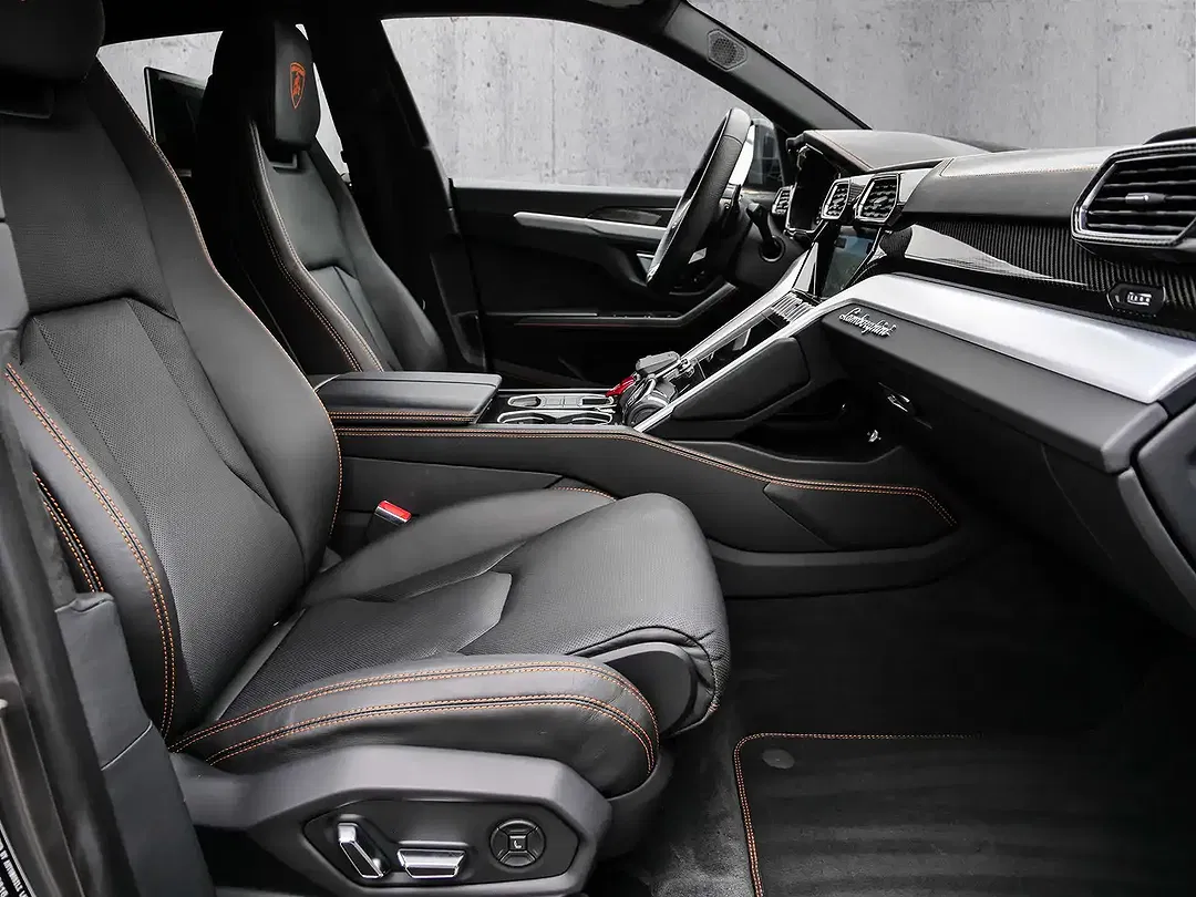 Lamborghini Urus - Thumbnail 6