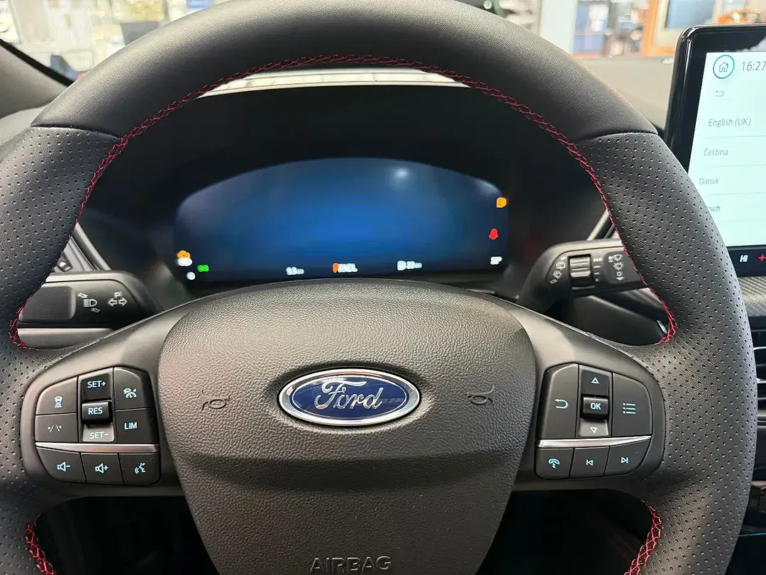 Ford Kuga ST-Line X - Thumbnail 10