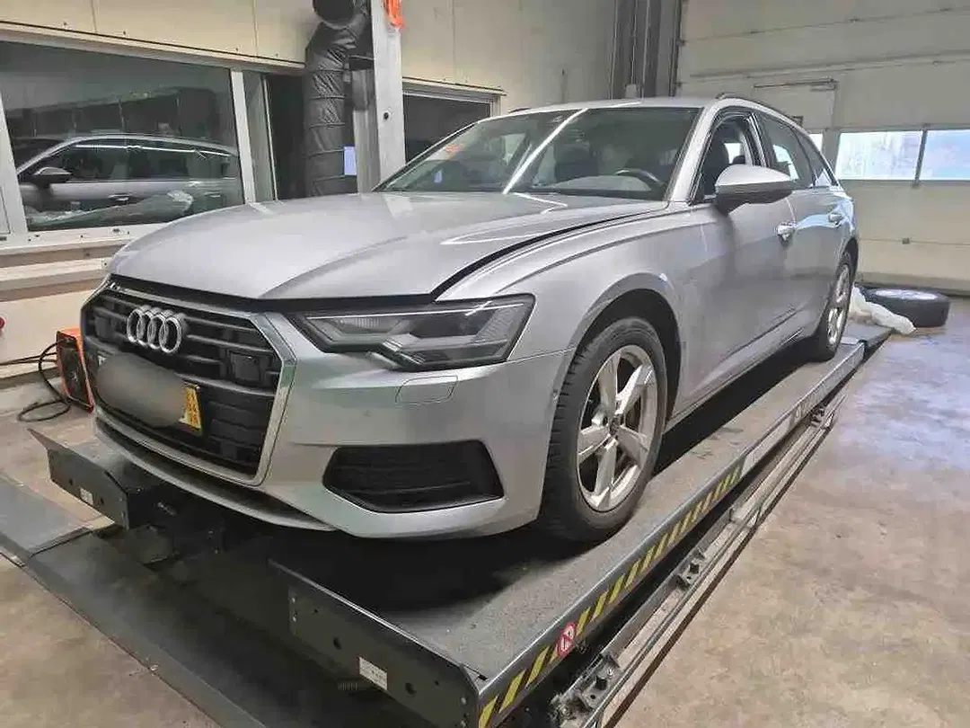 Audi A6 45 TFSI S tronic Avant - foto 2