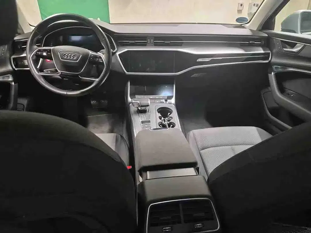 Audi A6 45 TFSI S tronic Avant - Thumbnail 4