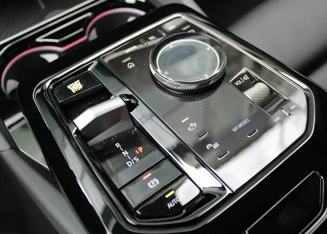 BMW 520 M - Thumbnail 8