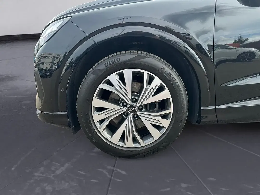 Audi Q4 e-tron 35 Sportback - Thumbnail 6