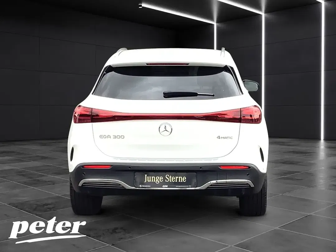 Mercedes-Benz EQA 300 4MATIC AMG - Thumbnail 5