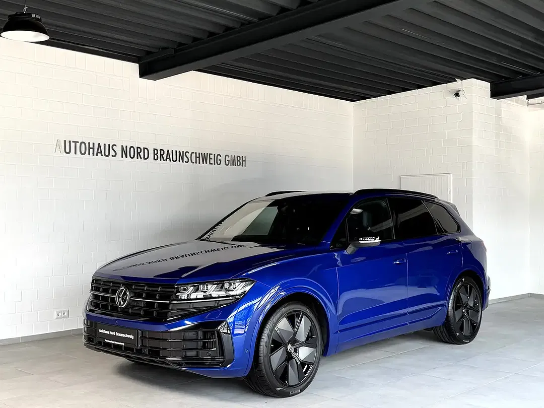 Volkswagen Touareg 3.0 TSI R - foto 1