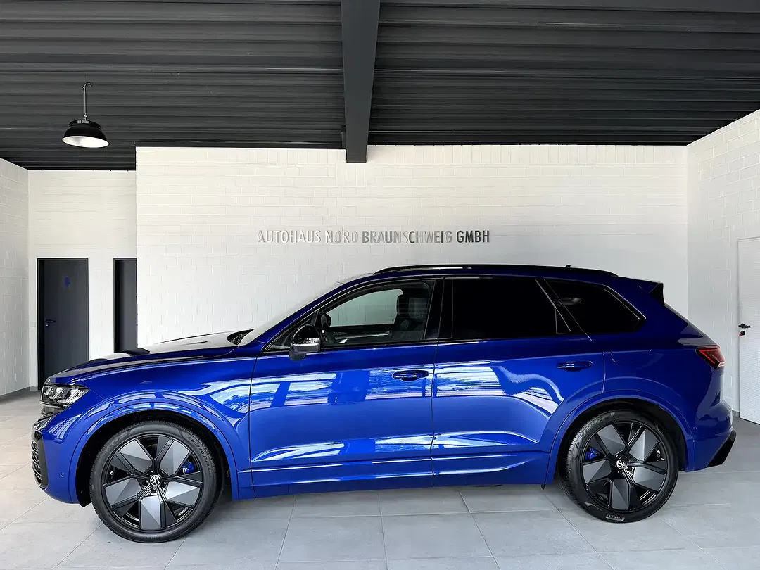 Volkswagen Touareg 3.0 TSI R - Thumbnail 3