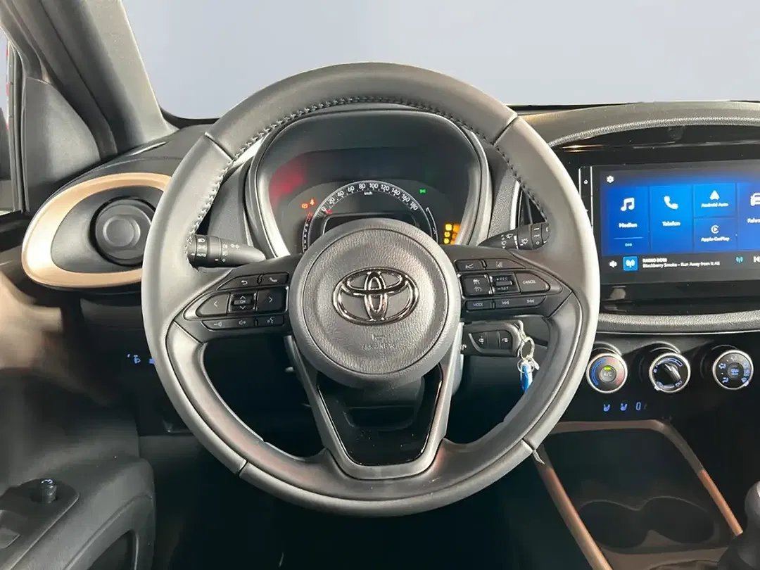 Toyota Aygo X Teamplayer - Thumbnail 10