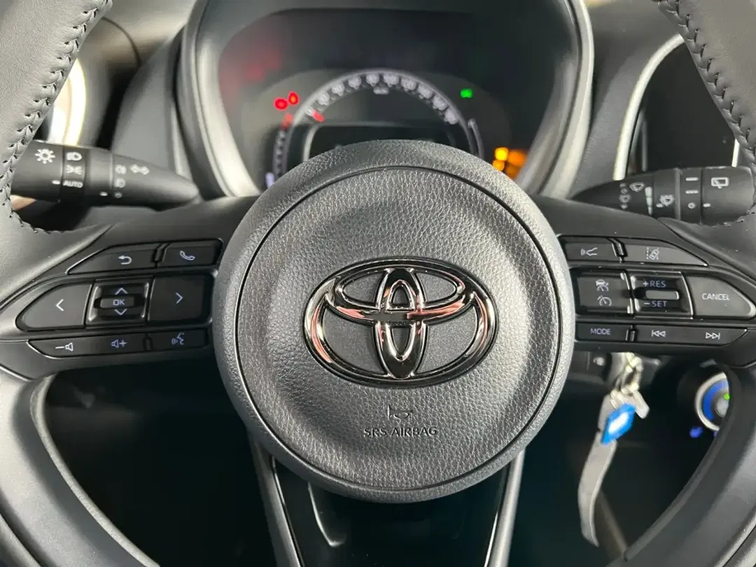 Toyota Aygo X Teamplayer - Thumbnail 11