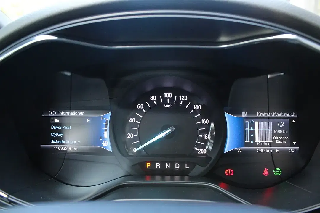 Ford Mondeo 2.0 Hybrid ST-Line - Thumbnail 9