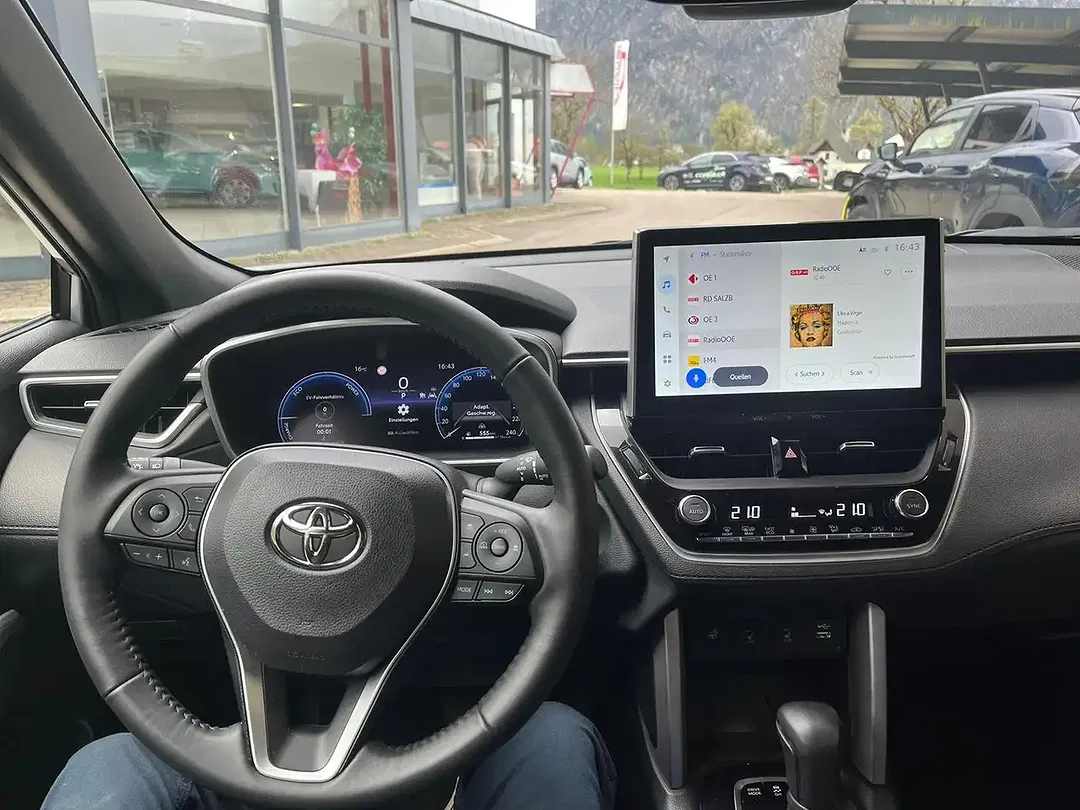 Toyota Corolla Cross Active - Thumbnail 11