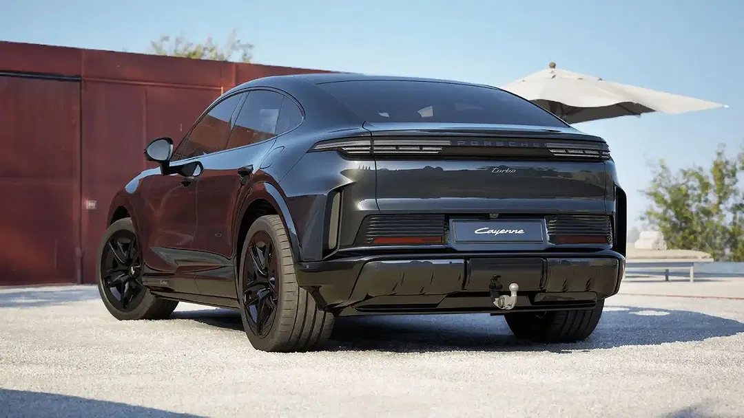 Porsche Cayenne EV Turbo Coupe Active - Thumbnail 5