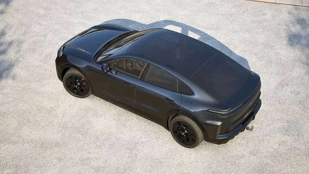 Porsche Cayenne EV Turbo Coupe Active - Thumbnail 6