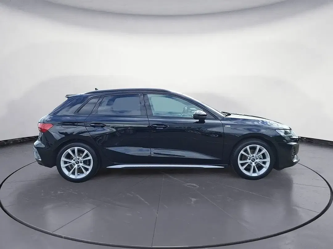 Audi A3 S tronic S line - Thumbnail 11