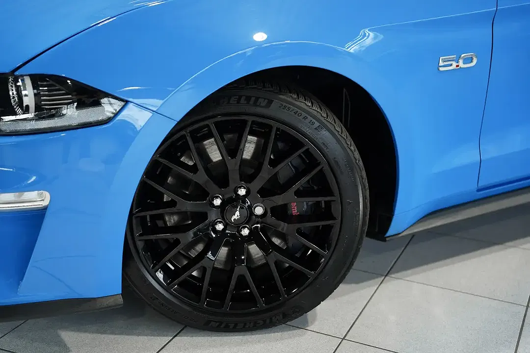 Ford Mustang 5.0 GT - foto 2