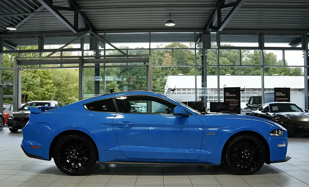 Ford Mustang 5.0 GT - Thumbnail 6