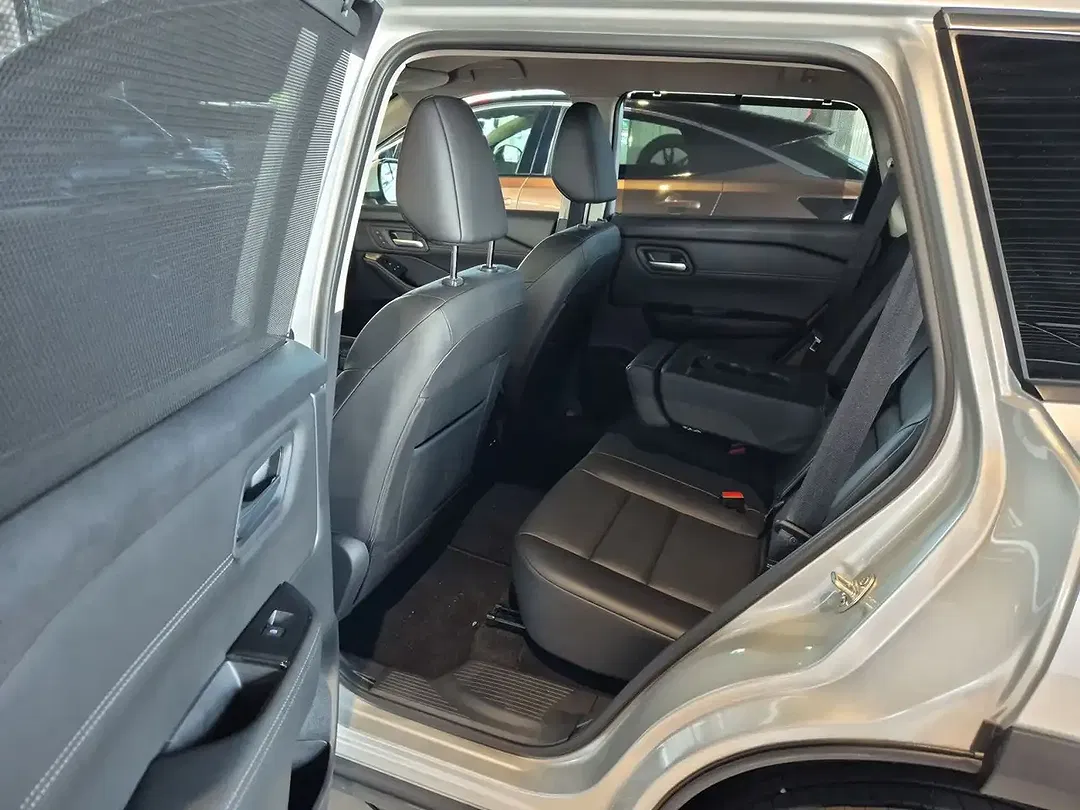 Nissan X-Trail 1.5 VC-T MHEV N-Connecta - Thumbnail 13