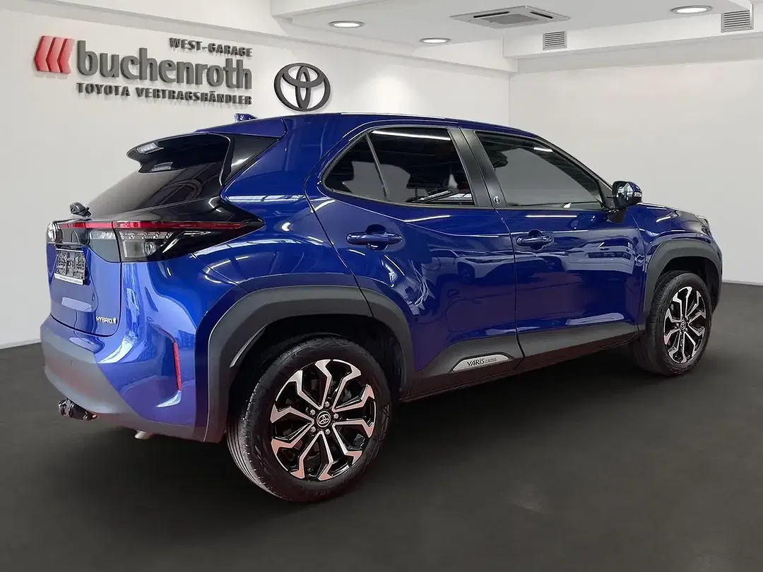 Toyota Yaris Cross Hybrid Team Deutschland - Thumbnail 5