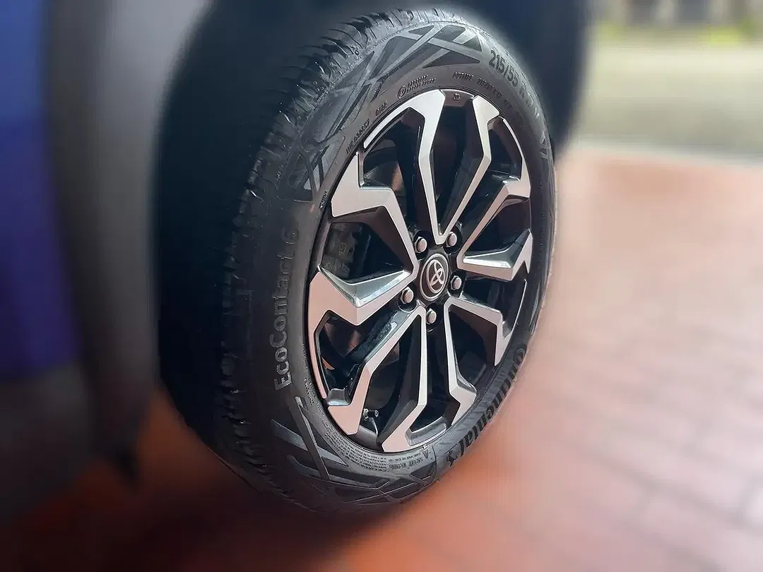 Toyota Yaris Cross Hybrid Team Deutschland - Thumbnail 9