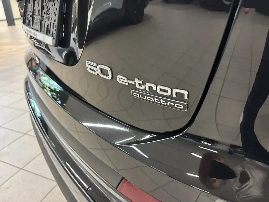 Audi Q4 e-tron 50 quattro Sportback - Thumbnail 13