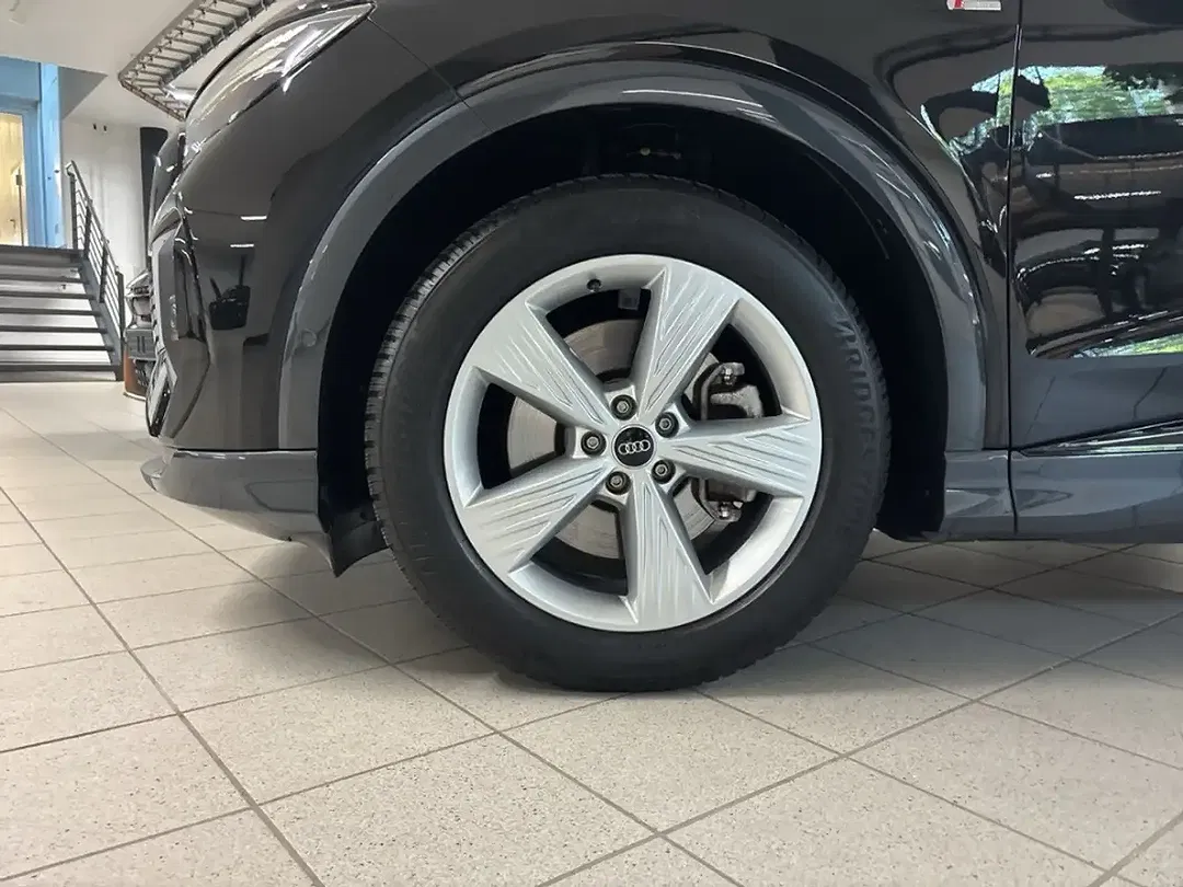 Audi Q4 e-tron 50 quattro Sportback - Thumbnail 4