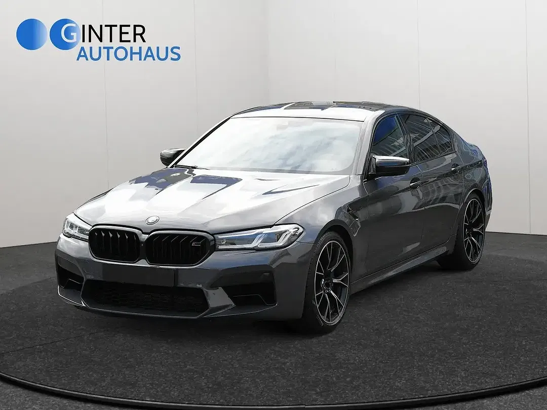 BMW M5 Competition - foto 1