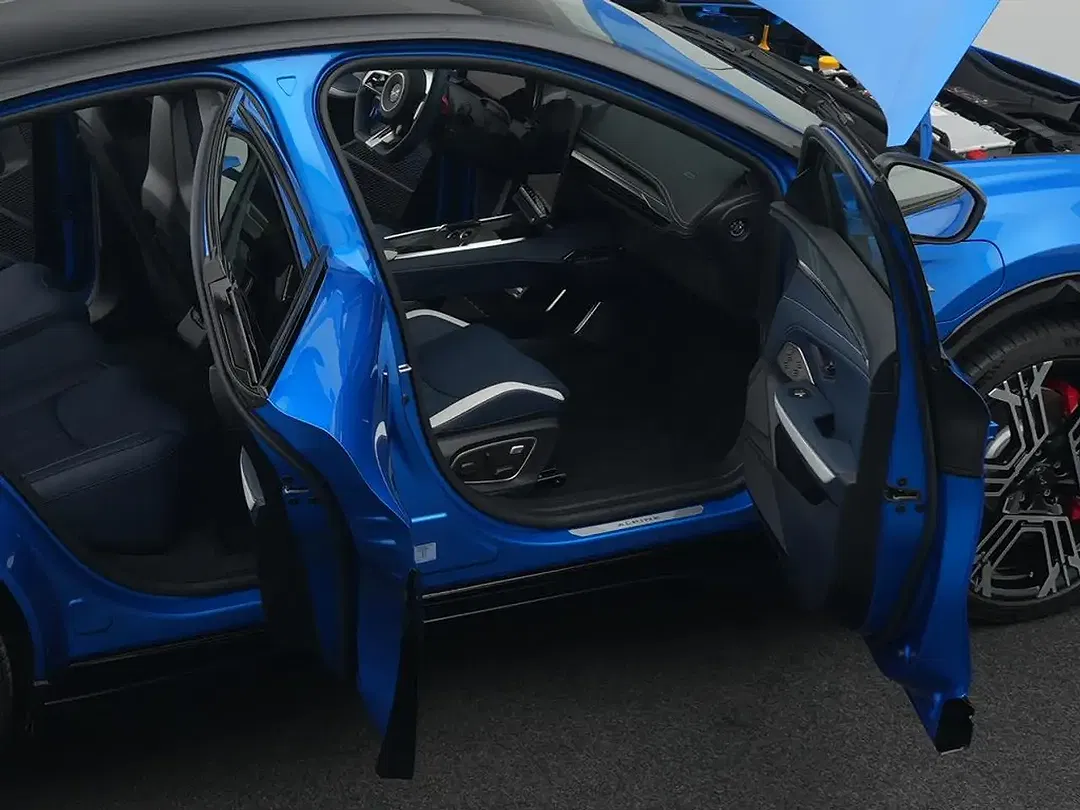 Alpine A390 GT - Thumbnail 10