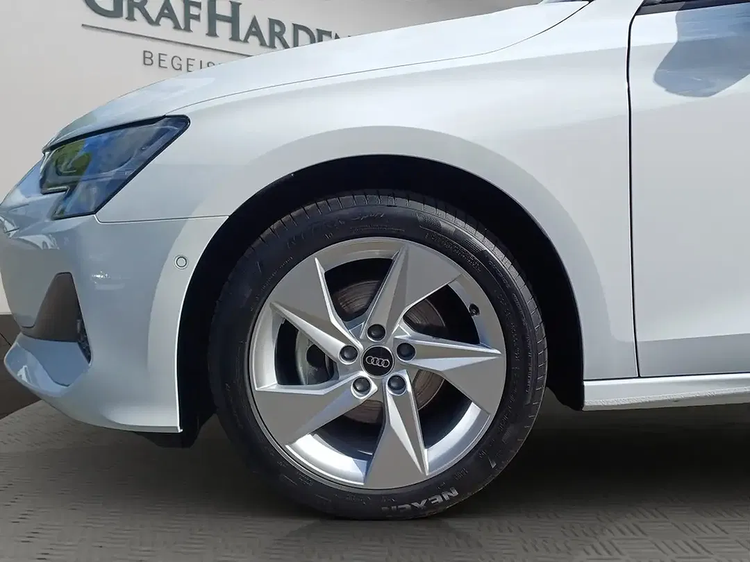 Audi A3 Sportback advanced - Thumbnail 2