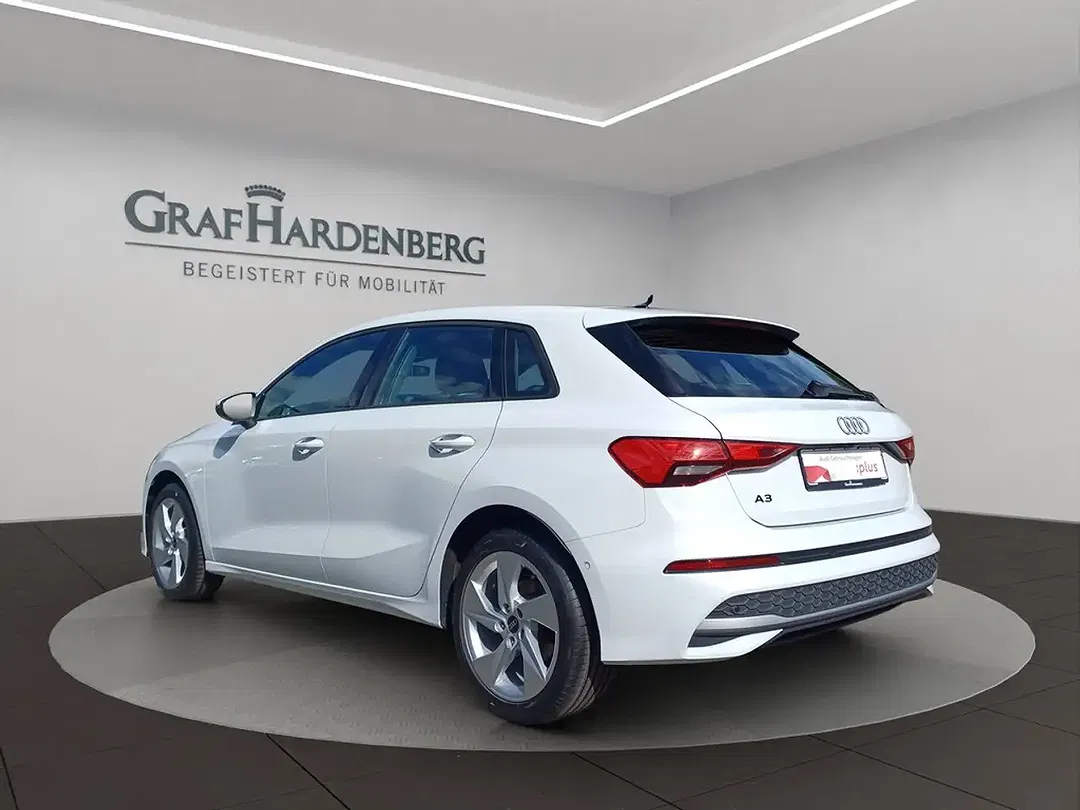 Audi A3 Sportback advanced - Thumbnail 3