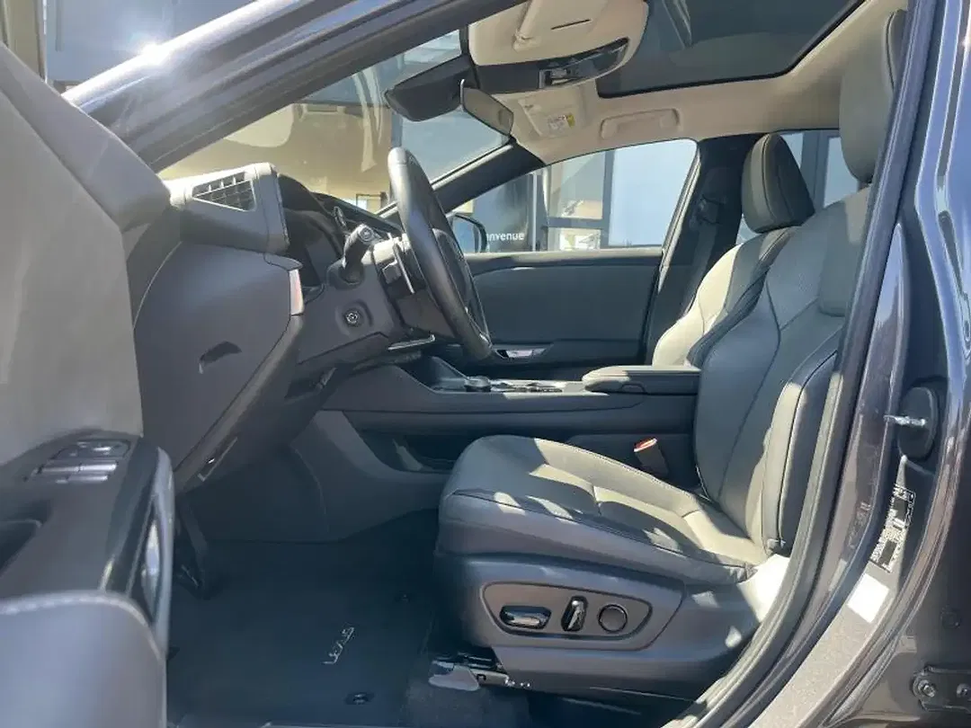 Lexus RZ Executive Line - Thumbnail 11