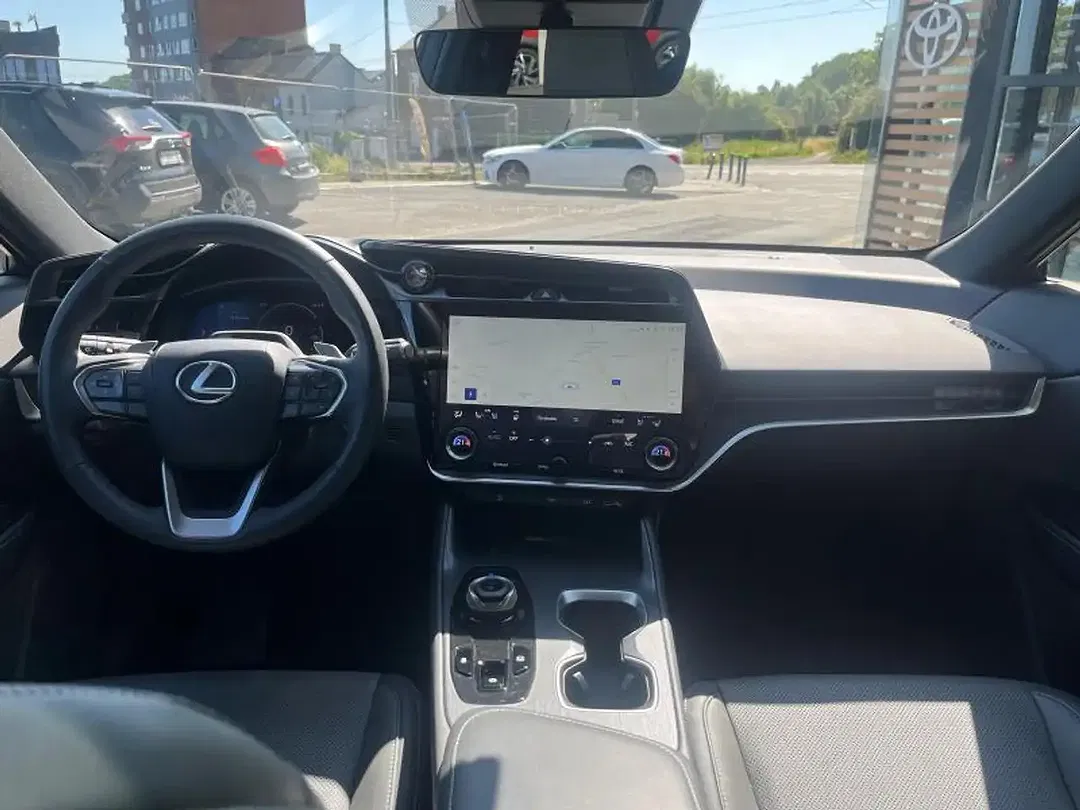 Lexus RZ Executive Line - Thumbnail 13