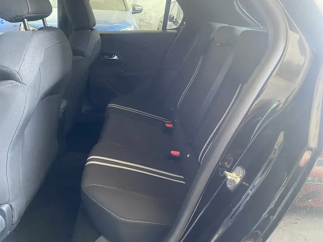 Opel Corsa 1.2 Turbo GS - foto 14