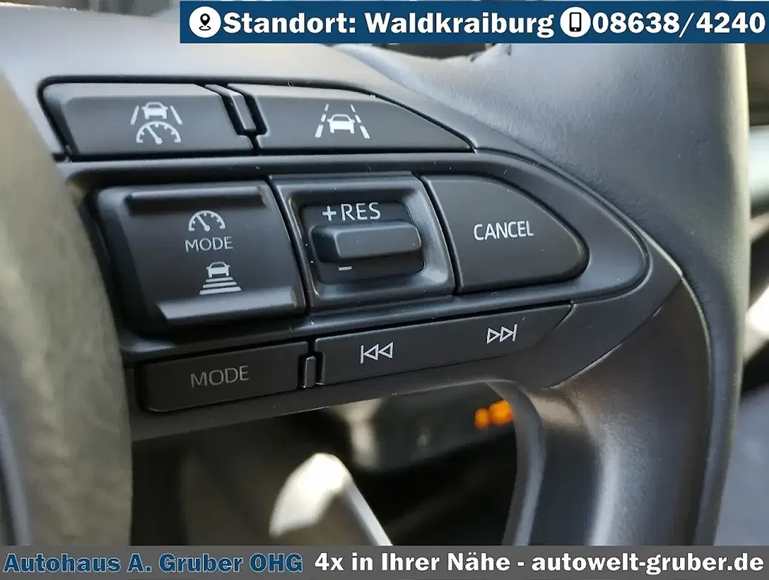 Mazda 2 Hybrid - Thumbnail 14