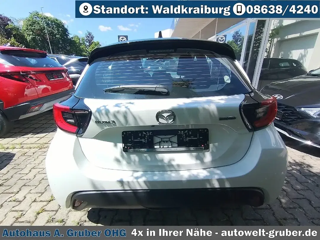 Mazda 2 Hybrid - Thumbnail 6