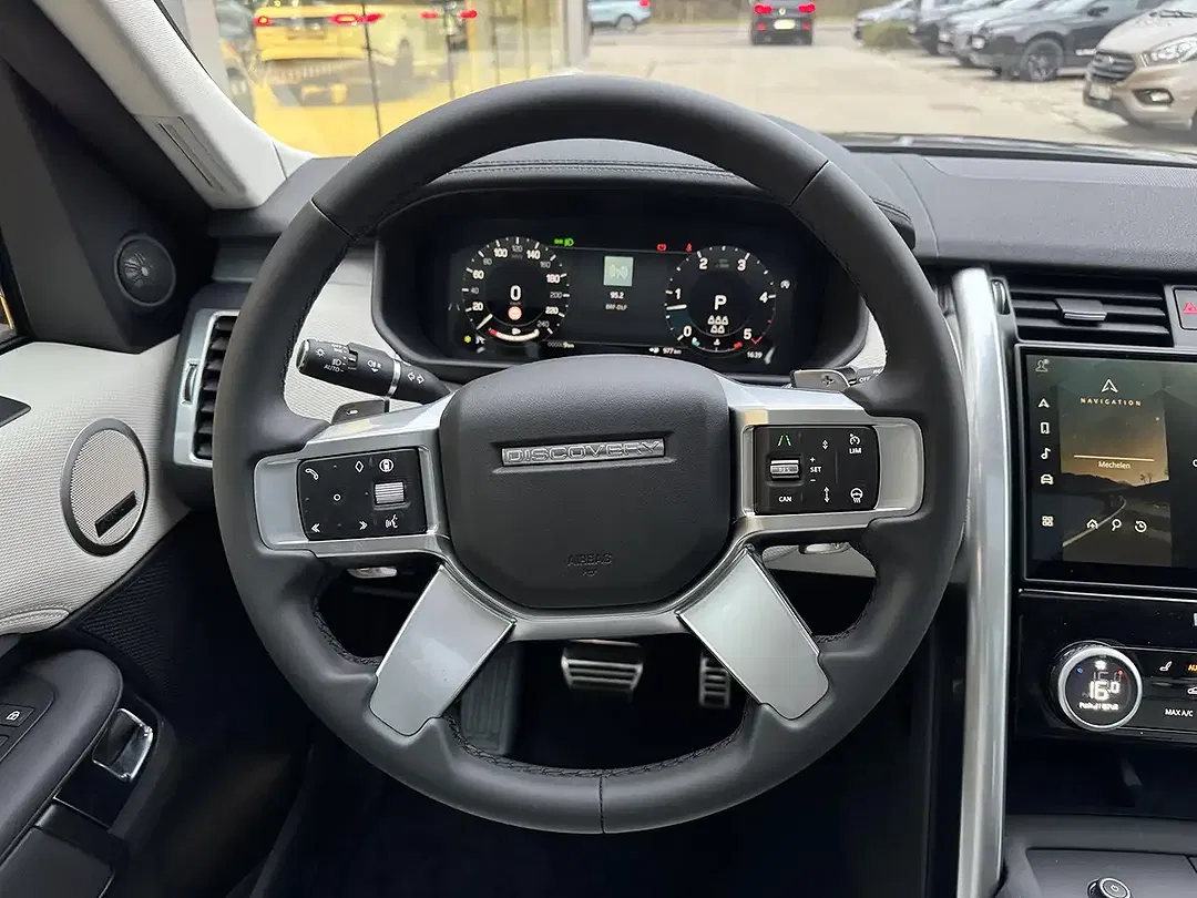 Land Rover Discovery D250 4x4 Dynamic SE - Thumbnail 10