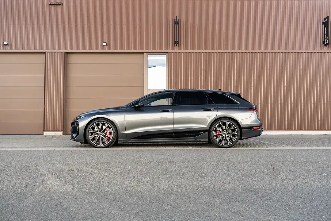 Audi S6 e-tron Avant Edition One plus - Thumbnail 11