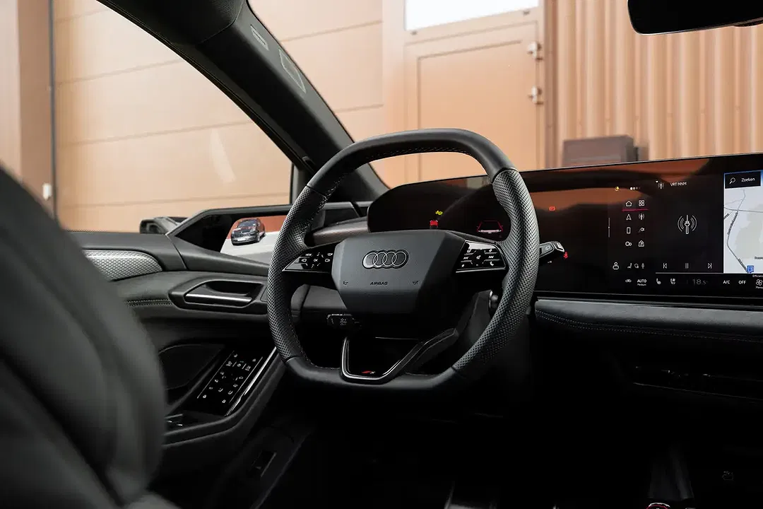 Audi S6 e-tron Avant Edition One plus - Thumbnail 5