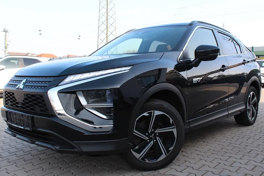 Mitsubishi Eclipse Cross 2.4 AUT 4WD Basis - foto 1
