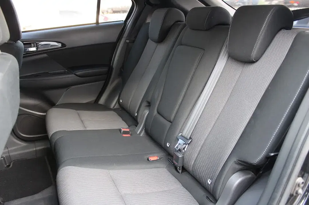 Mitsubishi Eclipse Cross 2.4 AUT 4WD Basis - Thumbnail 14