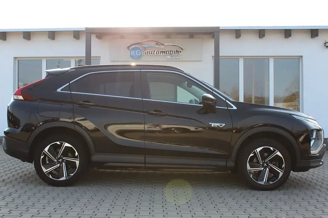 Mitsubishi Eclipse Cross 2.4 AUT 4WD Basis - Thumbnail 5