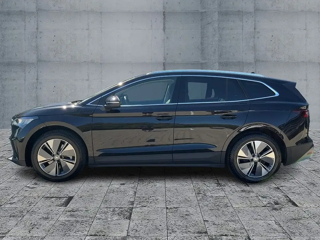 Skoda Enyaq 85x iV Loft - Thumbnail 3