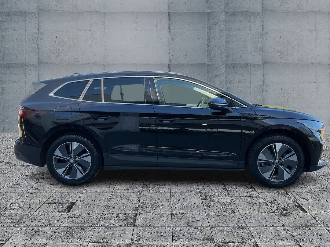 Skoda Enyaq 85x iV Loft - Thumbnail 6