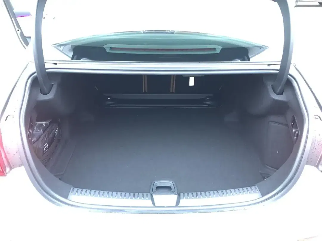 Mercedes-Benz E 450 4MATIC - Thumbnail 12